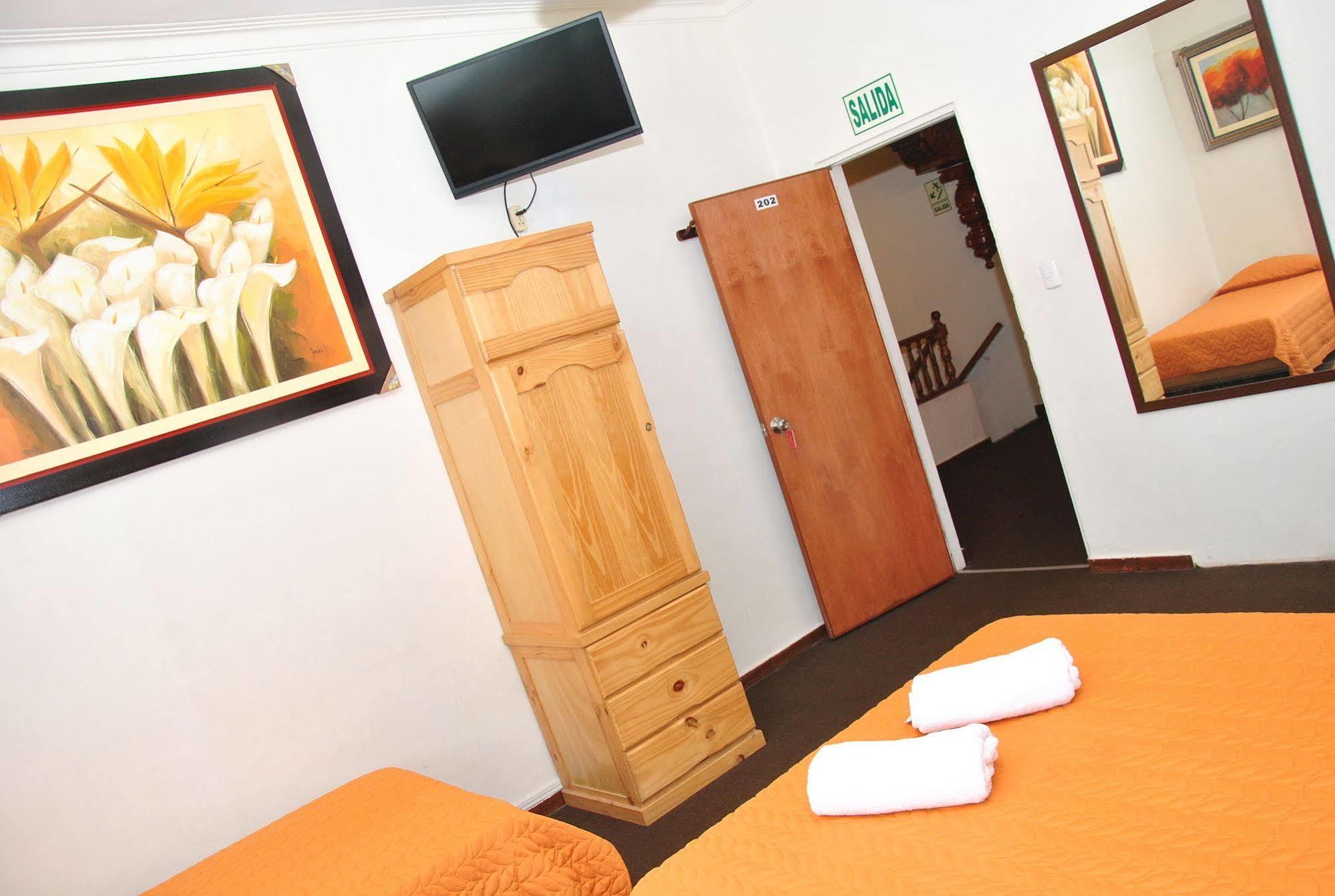 Jose Luis Hostal Boutique Lima Exterior photo