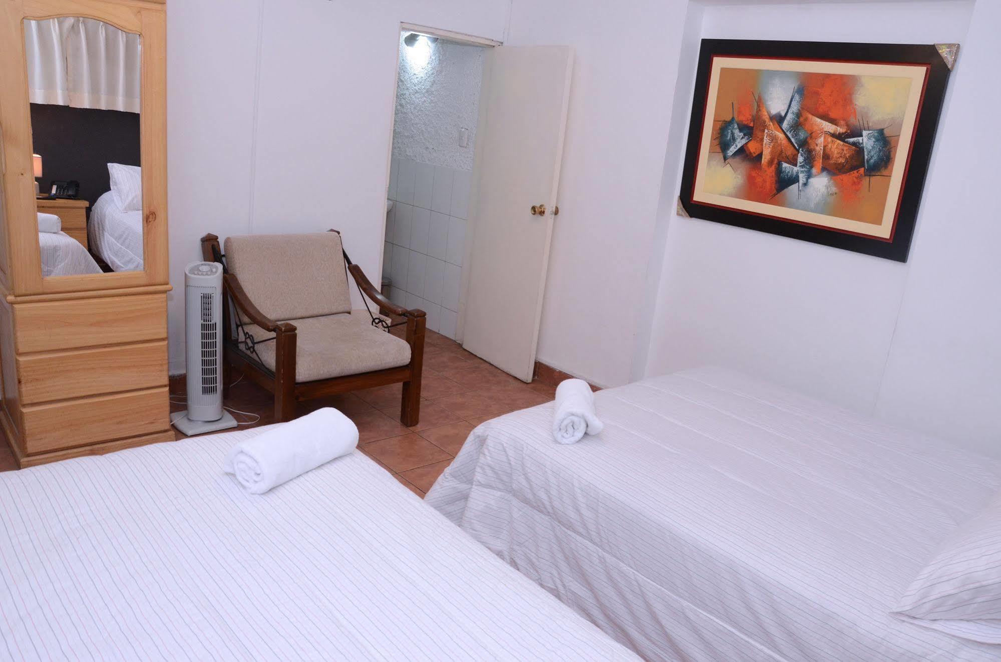 Jose Luis Hostal Boutique Lima Exterior photo